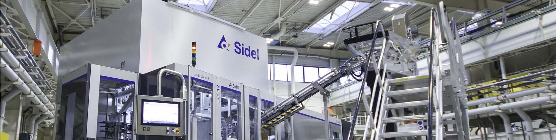 دستگاه بادکن سیدل SIDEL فرانسه یونیورسال با ظرفیت ۲۱ هزار بطری در ساعت ...